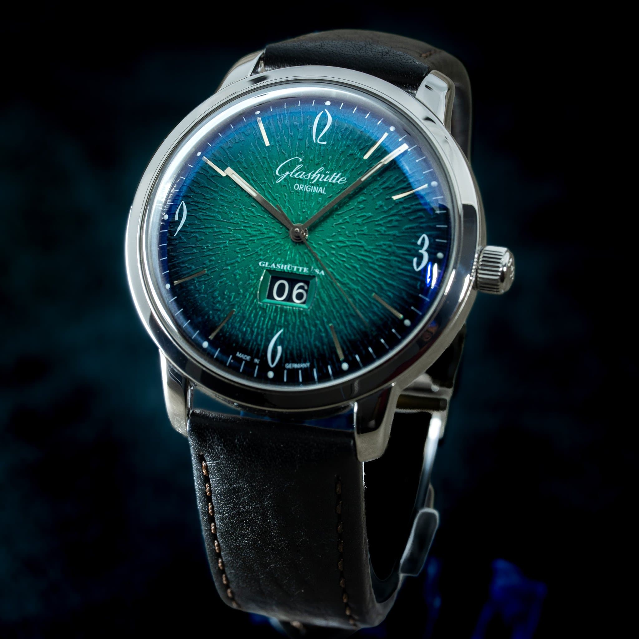 Glashütte Original Sixties Panorama Date (Ref. 2-39-47-04-02-04) — photo 6