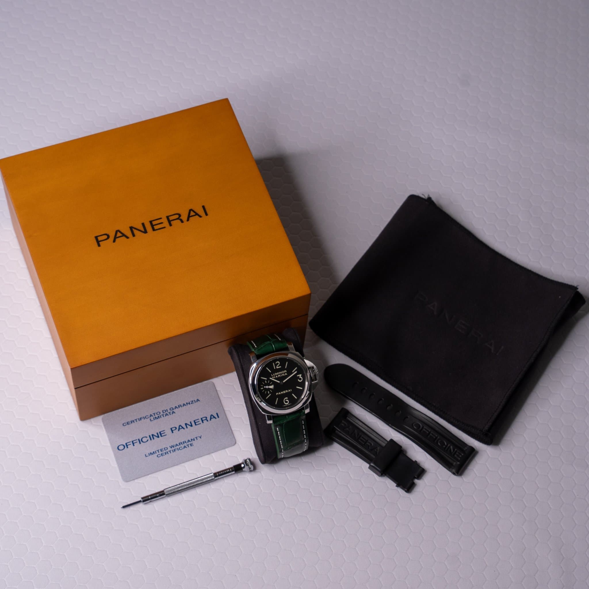 Panerai Luminor Marina (Ref. PAM 00111) — photo 4